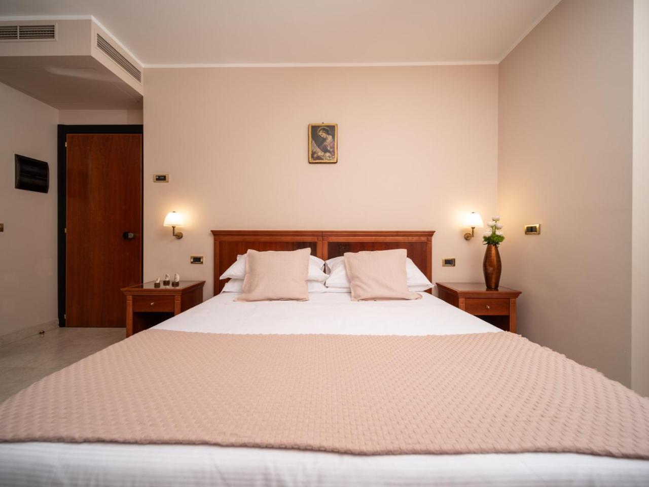 Hotel San Pio San Giovanni Rotondo Luaran gambar