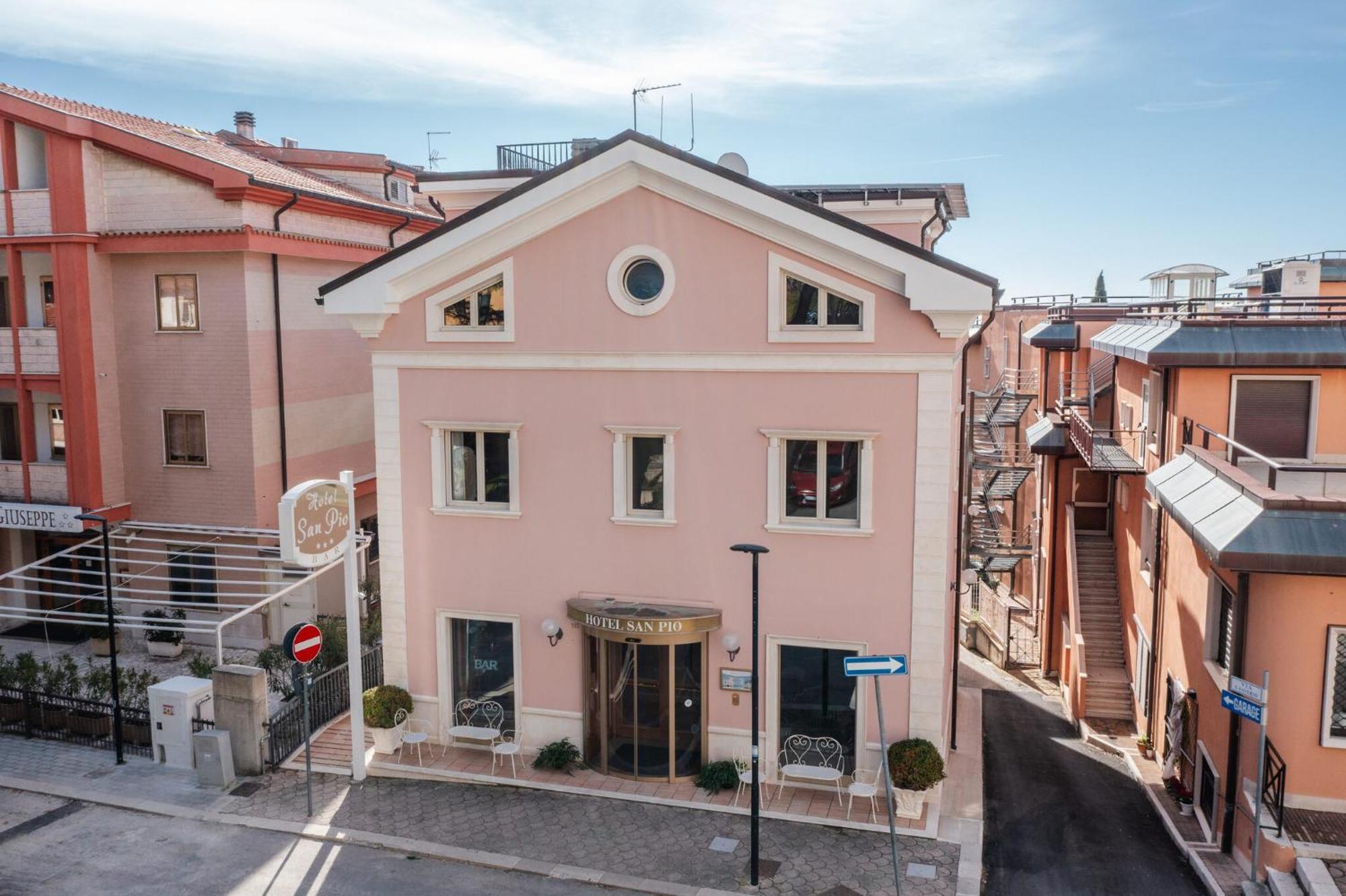 Hotel San Pio San Giovanni Rotondo Luaran gambar